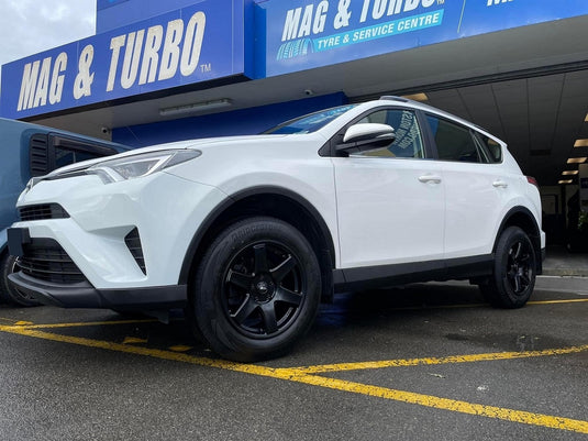 TOYOTA RAV4 / VANGUARD Toyota RAV4 on BGW Beast