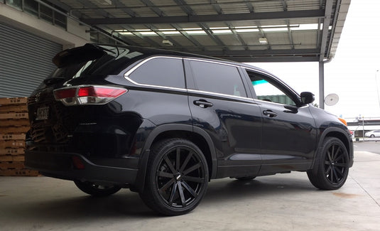 TOYOTA HIGHLANDER Toyota Highlander on BGW VM12