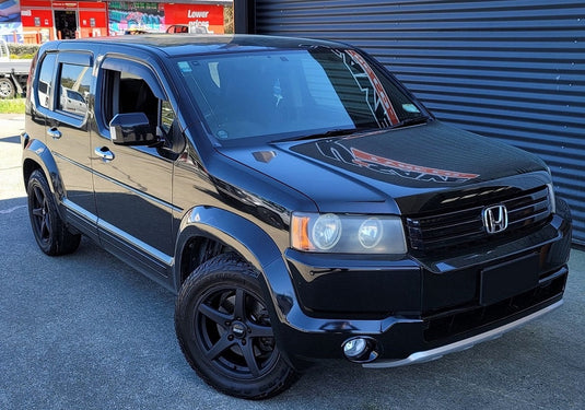 Honda Crossroad (2008) on 16