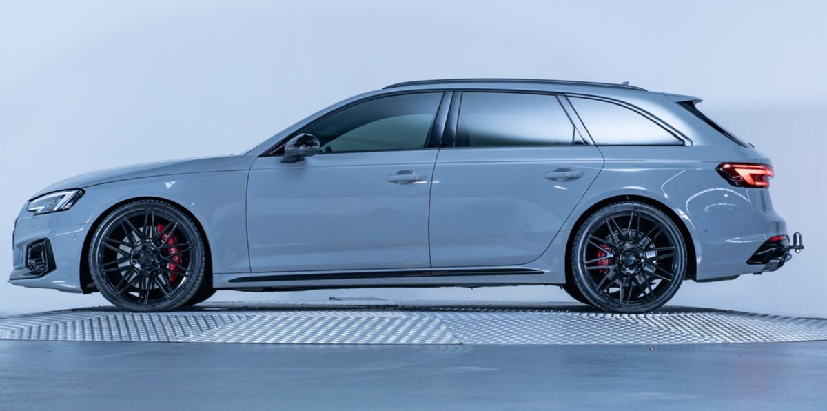 Audi RS4 (2019) on Covert CV8