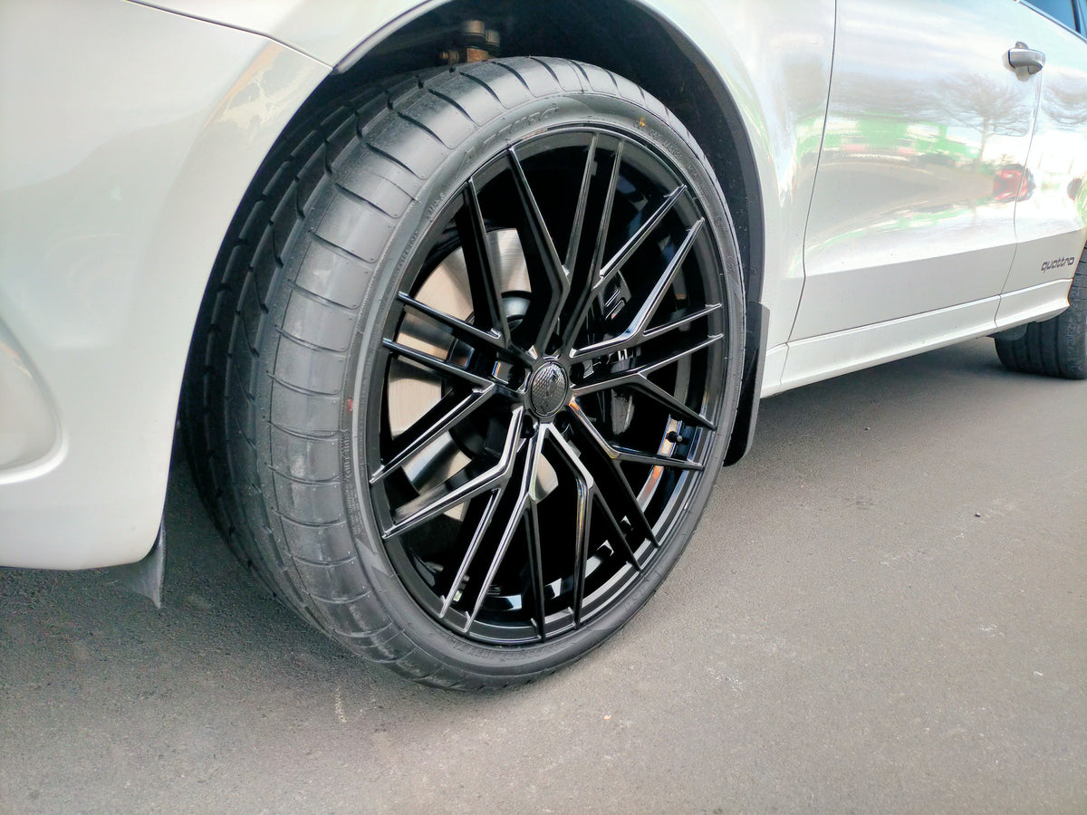 Audi SQ5 (2014) on BGW Prost