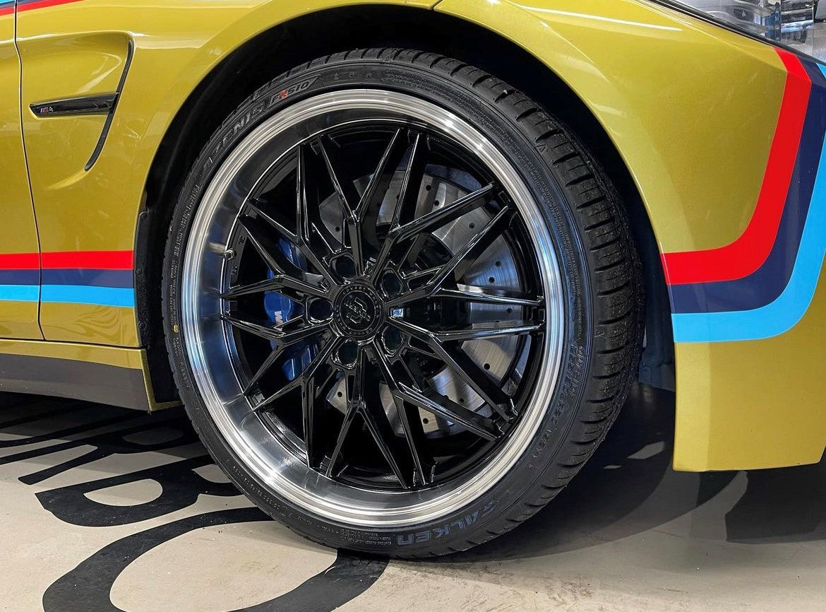 BMW M4 (2014) on Covert CV7