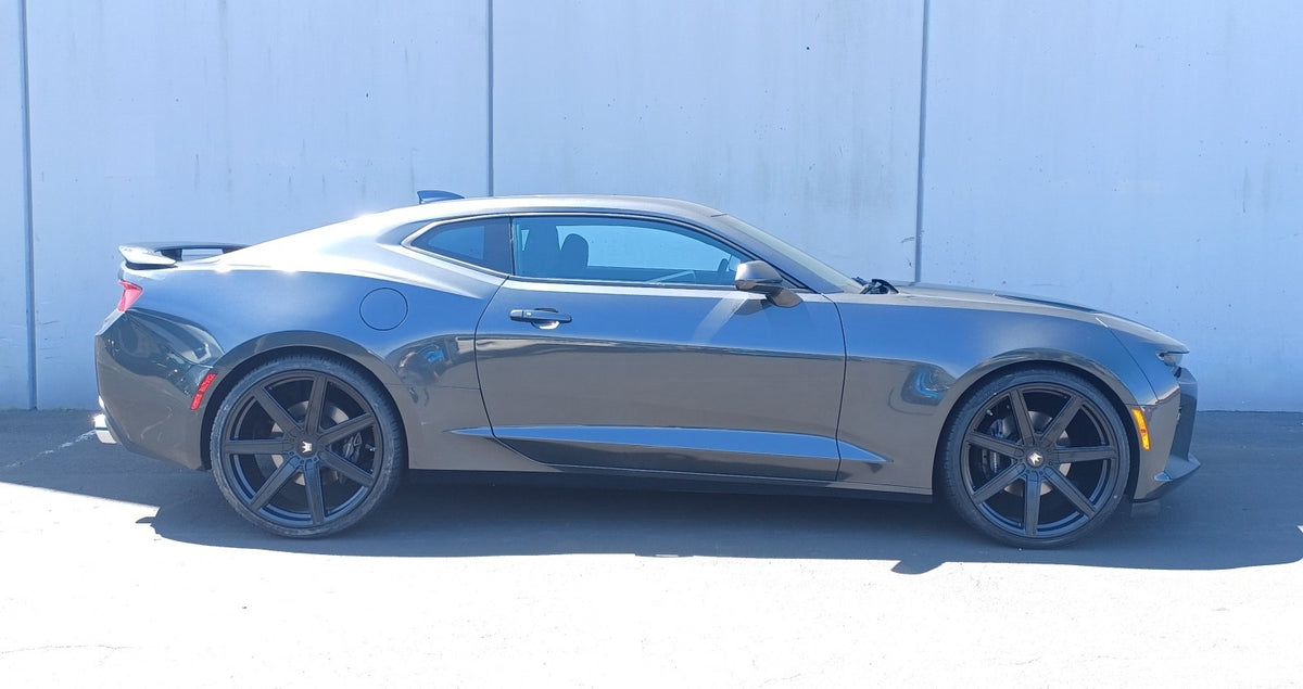 Chevrolet Camaro SS (2017) on Mazzi Lauguna