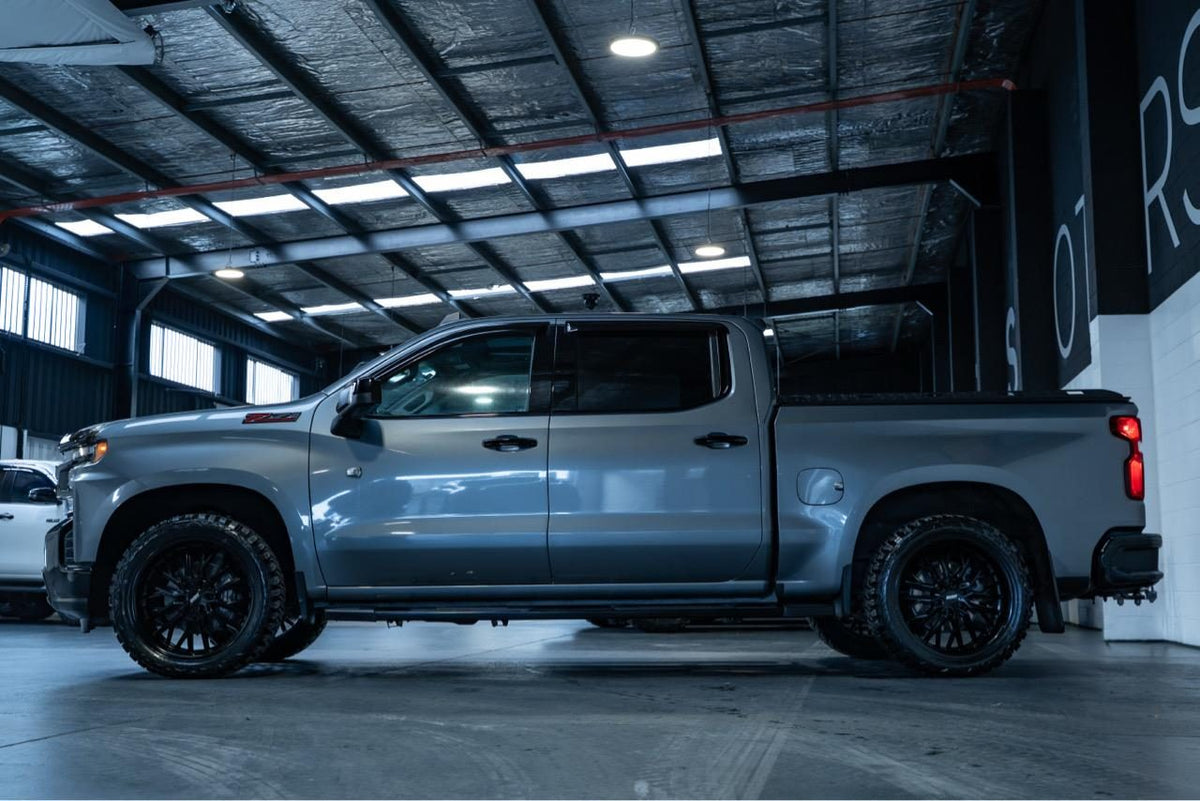 Chevrolet Silverado 1500 (2022) on BGW Insurgent