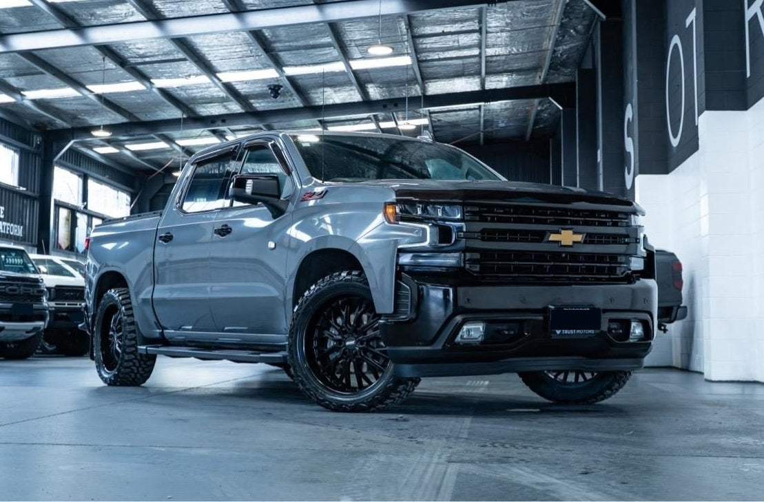 Chevrolet Silverado 1500 (2022) on BGW Insurgent