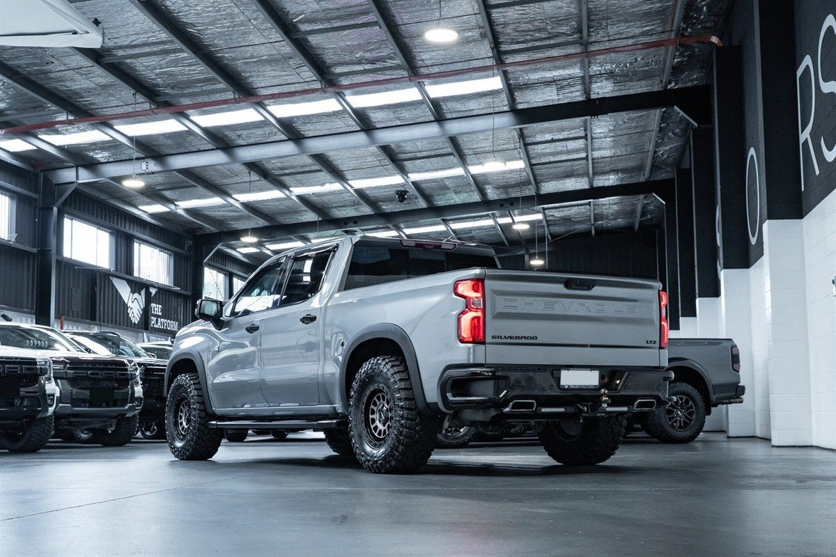 Chevrolet Silverado (2023) on ROH Assault