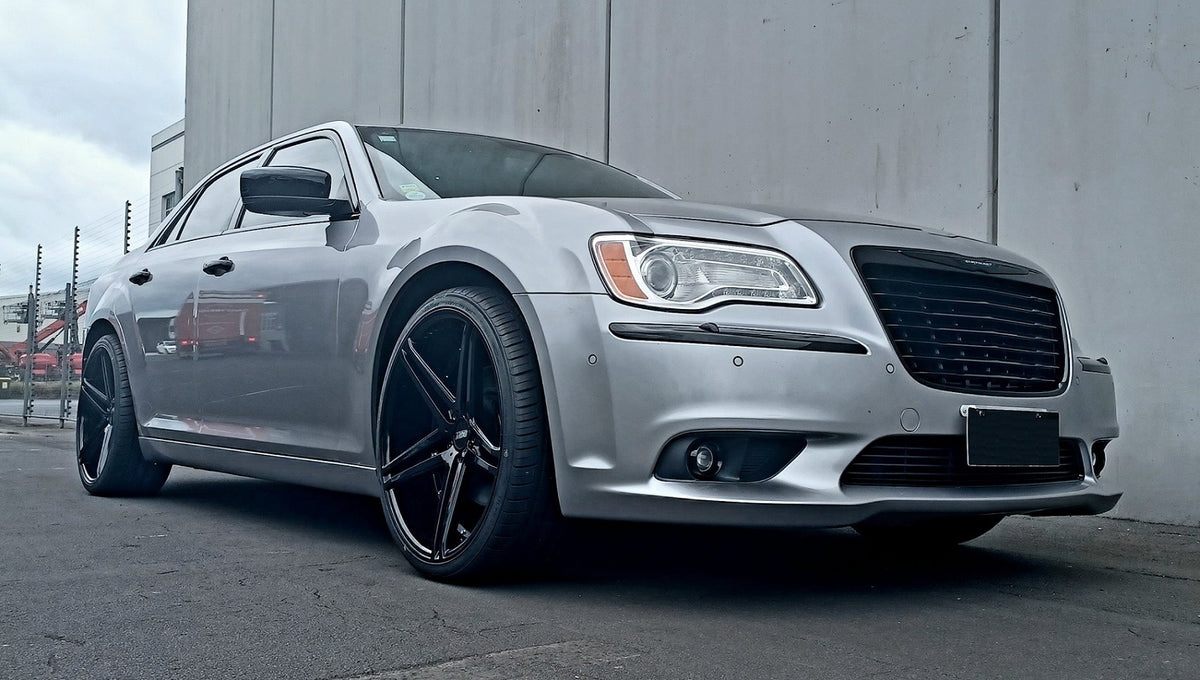 Chrysler 300C on BGW Saxon