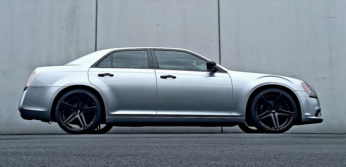 Chrysler 300C on BGW Saxon