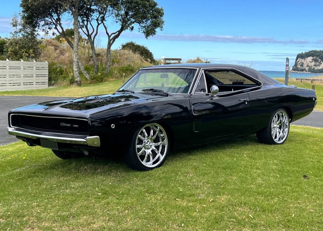 Dodge Charger (1968) on Ridler R695