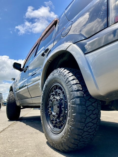 Ford Escape (2006) on 17 inch Black Rhino Arsenal