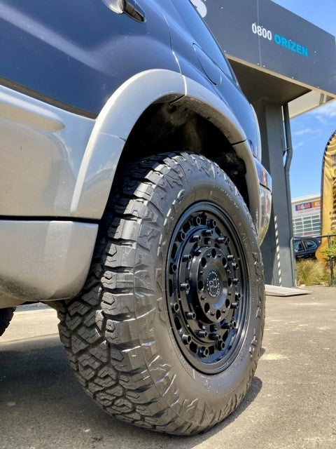 Ford Escape (2006) on 17 inch Black Rhino Arsenal