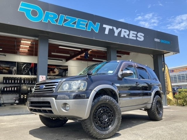 Ford Escape (2006) on 17 inch Black Rhino Arsenal