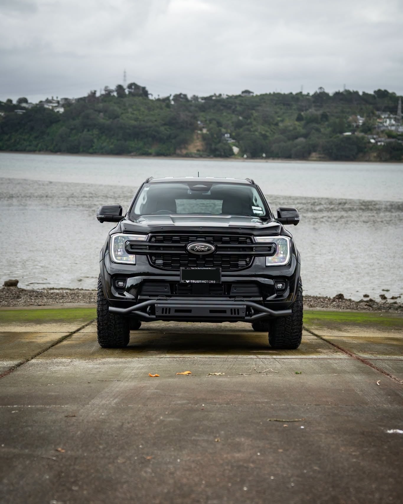 Ford Everest (2023) on Covert RTO6