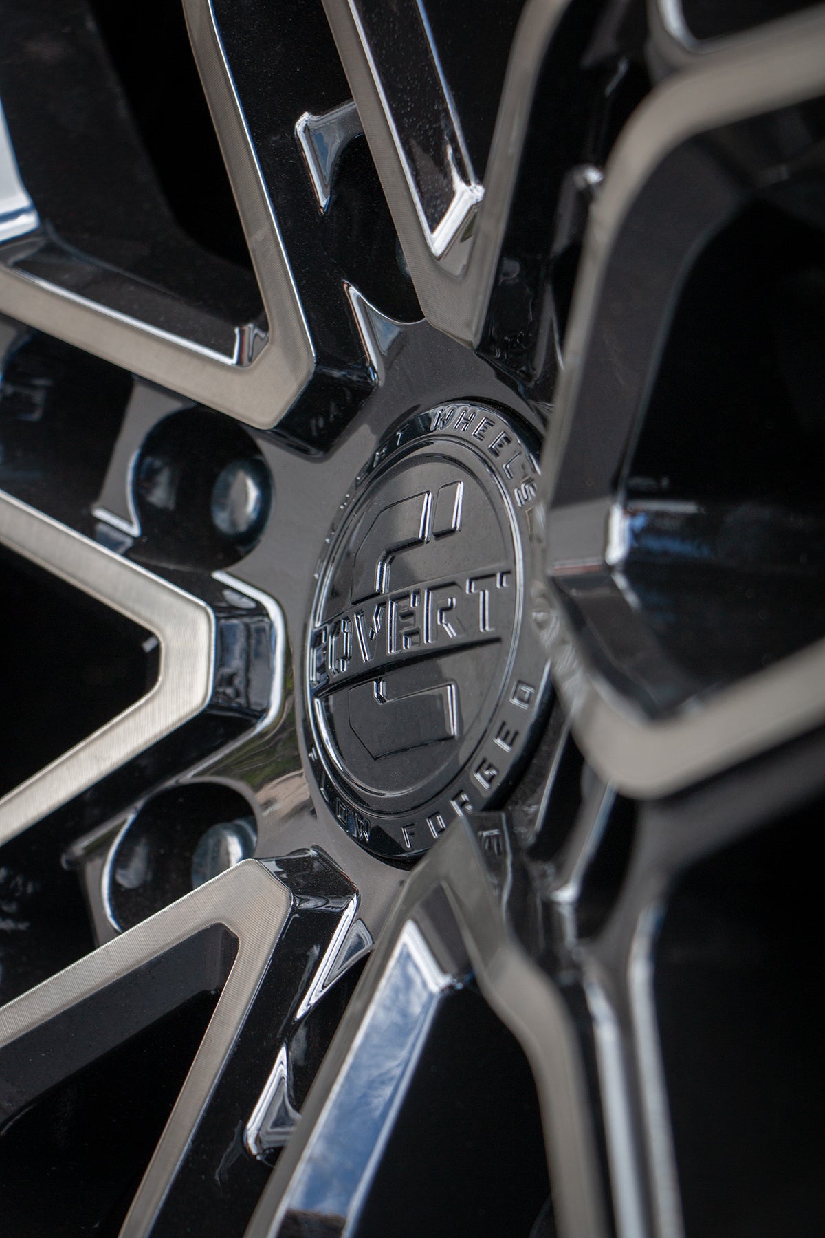 Ford Everest (2024) on Covert RV5