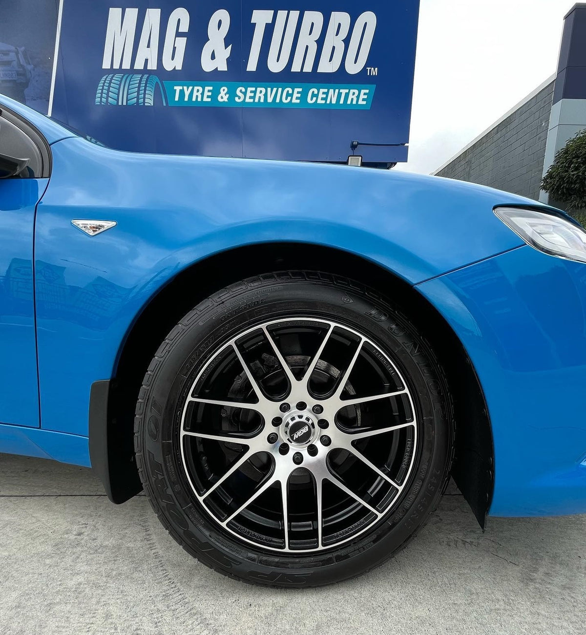 Ford Falcon on BGW JD-M