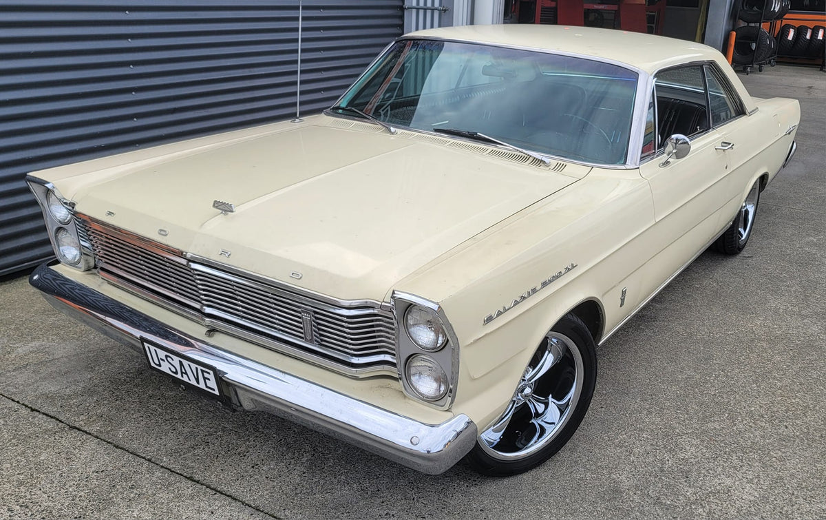 Ford Galaxie 500 (1965) on Ridler R695