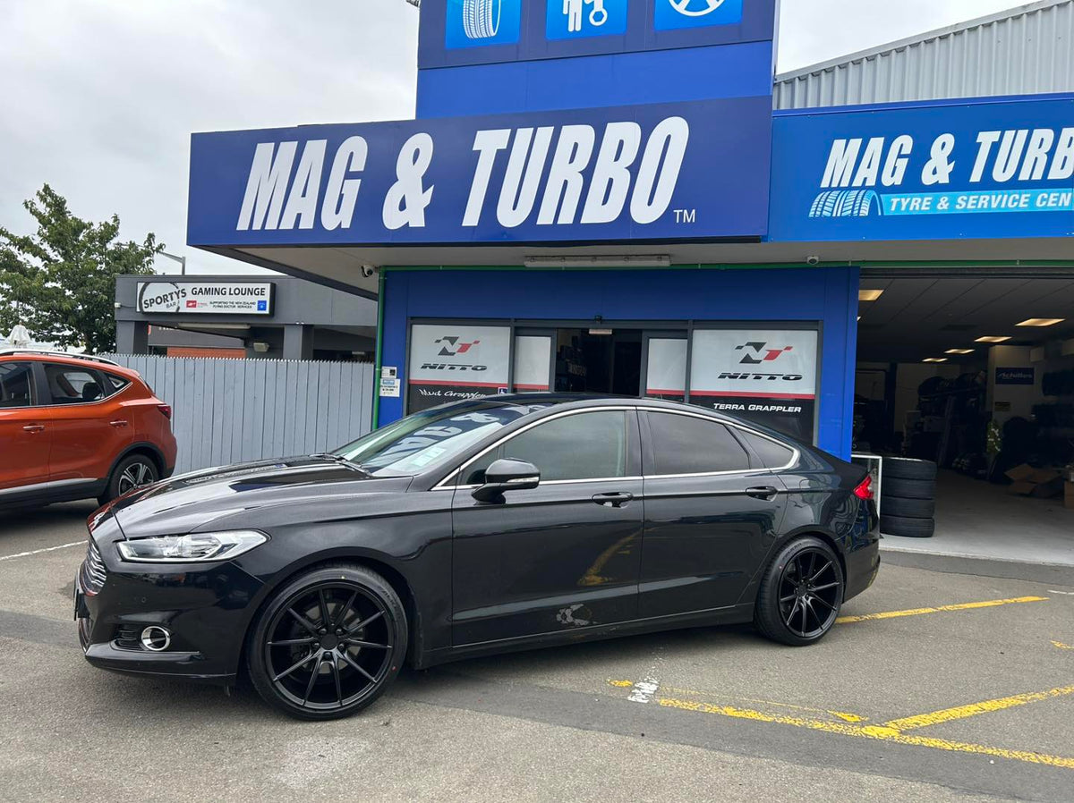 Ford Mondeo (2015) on Covert CV6