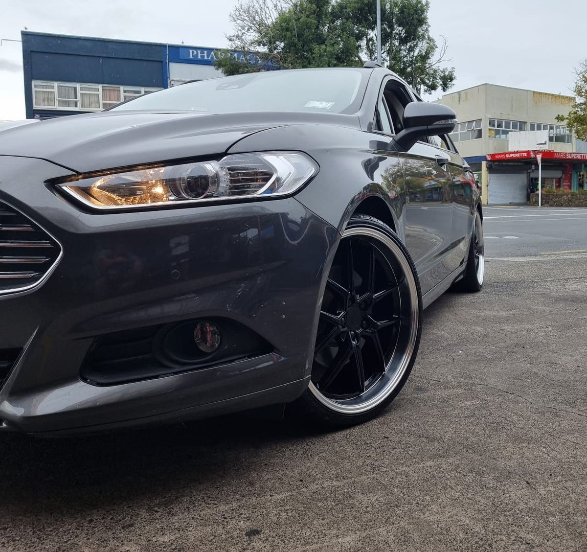 Ford Mondeo (2018) on Covert CV4