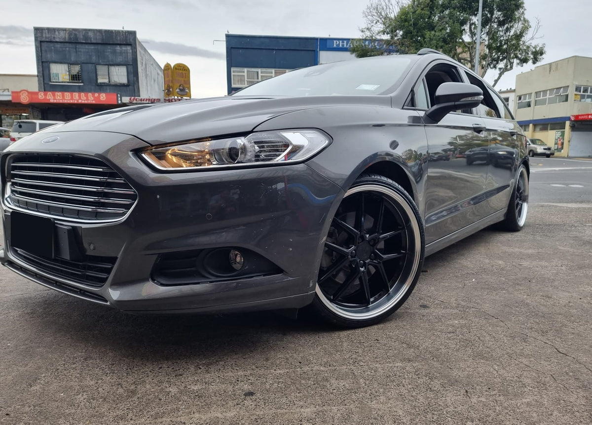 Ford Mondeo (2018) on Covert CV4