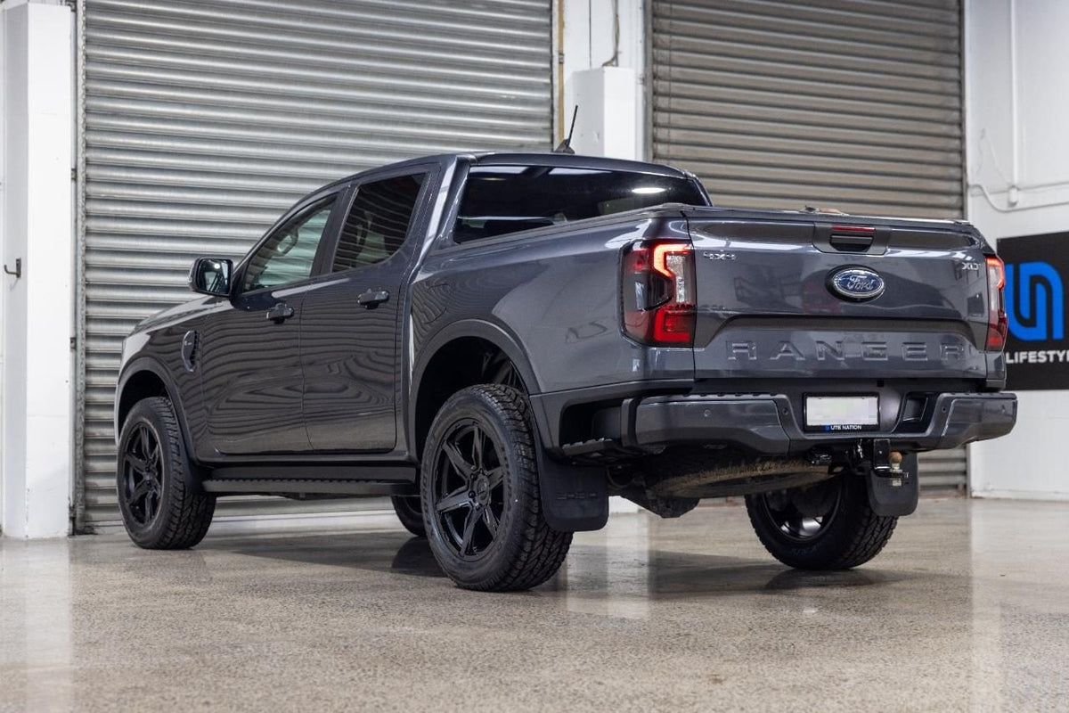 Ford Ranger (2022) on BGW Legend
