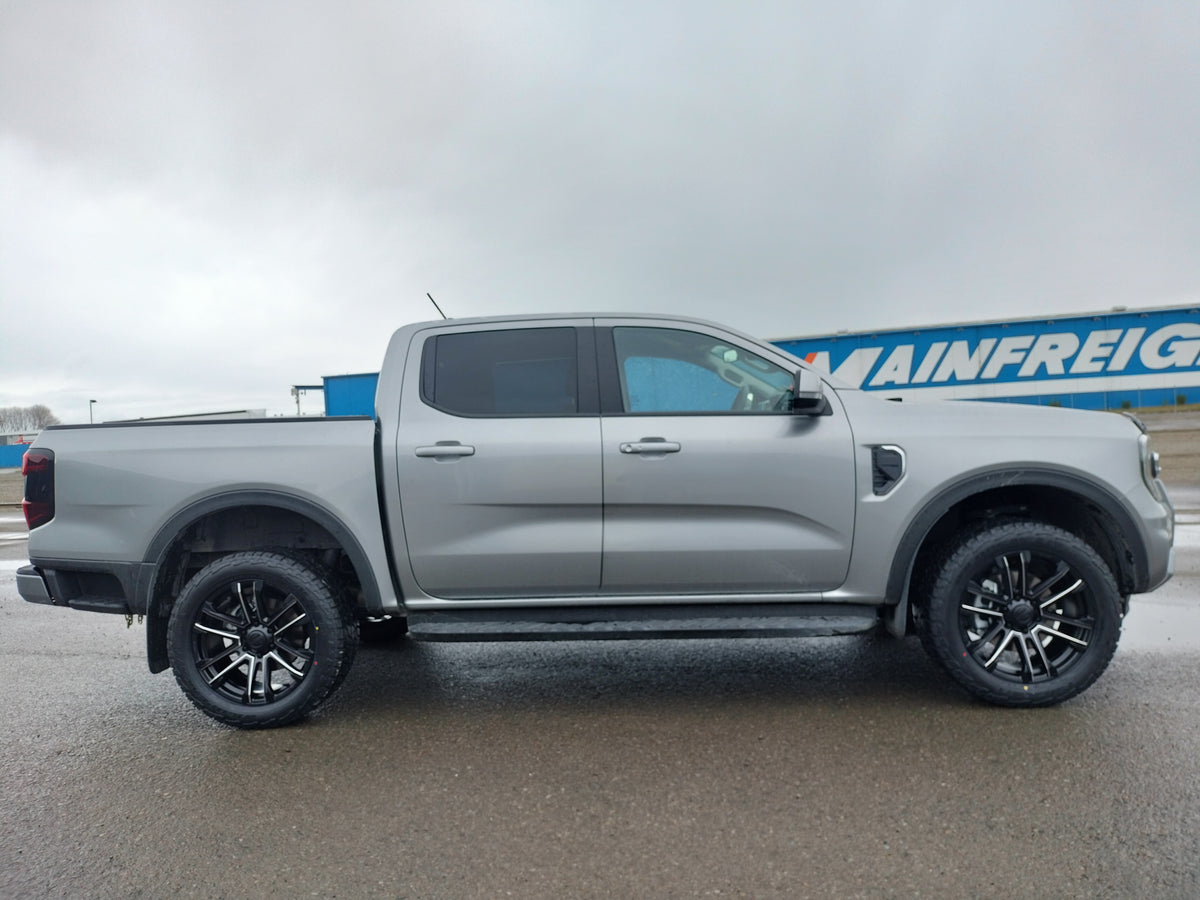Ford Ranger (2025) on Covert RV4