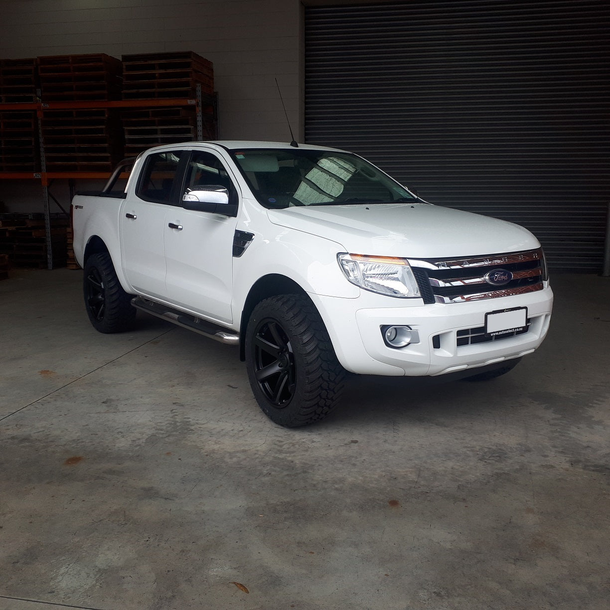 Ford Ranger (2015) on BGW Beast with AMP M/Ts