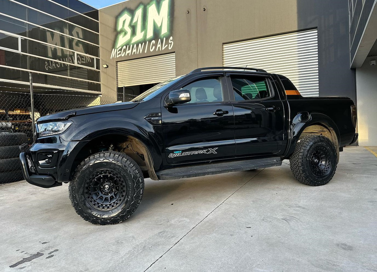 Ford Ranger (2019) on Black Rhino Barrage