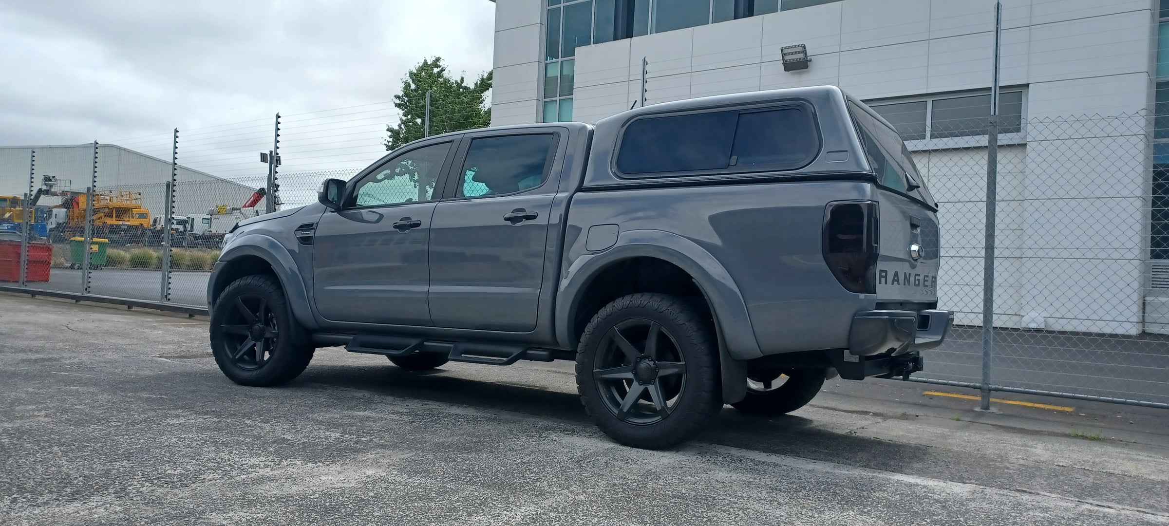 Ford Ranger FX4 Max on Covert RV2