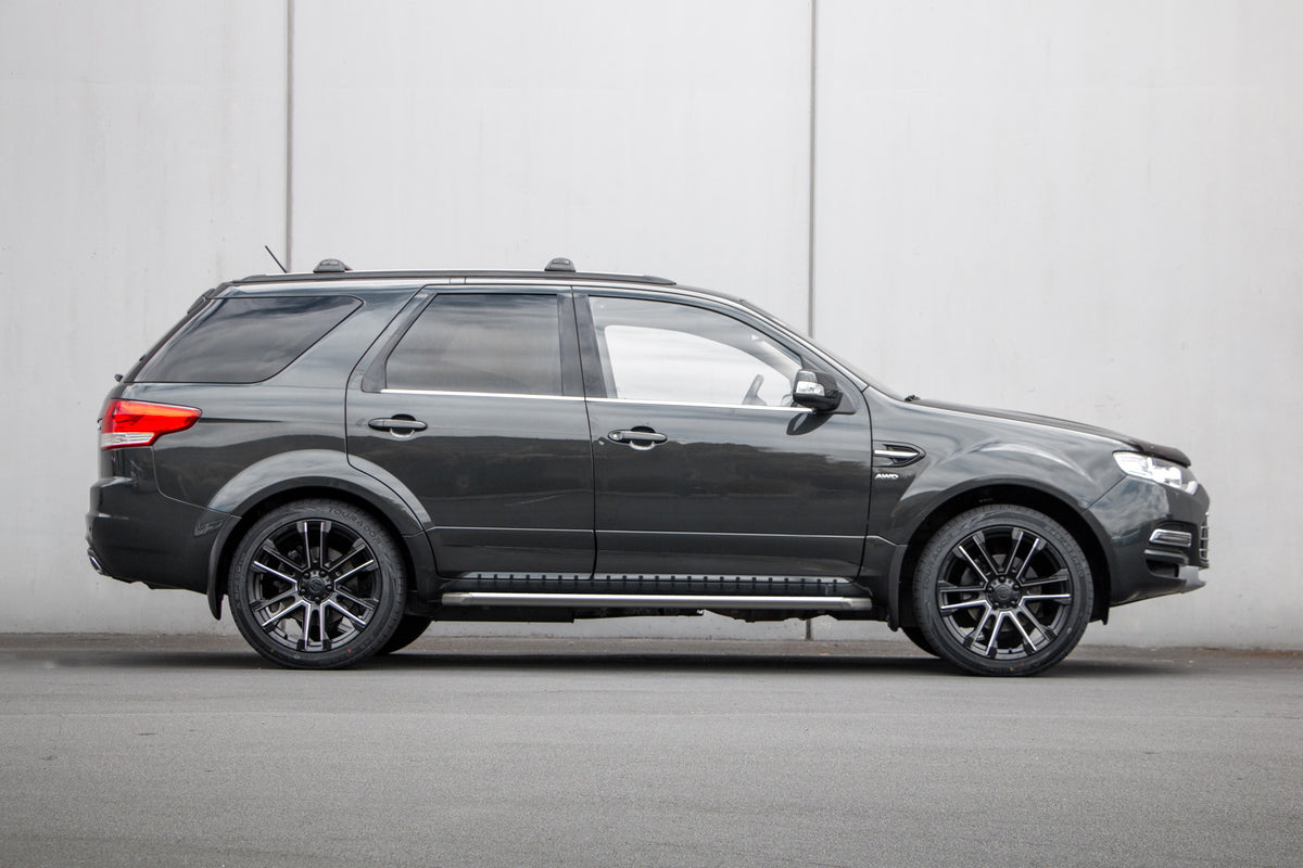 Ford Territory on Covert RV4