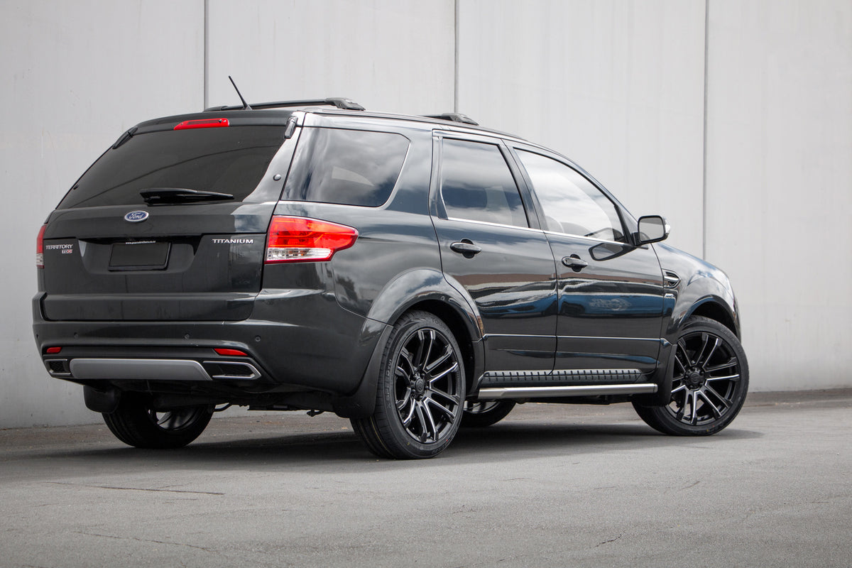 Ford Territory on Covert RV4