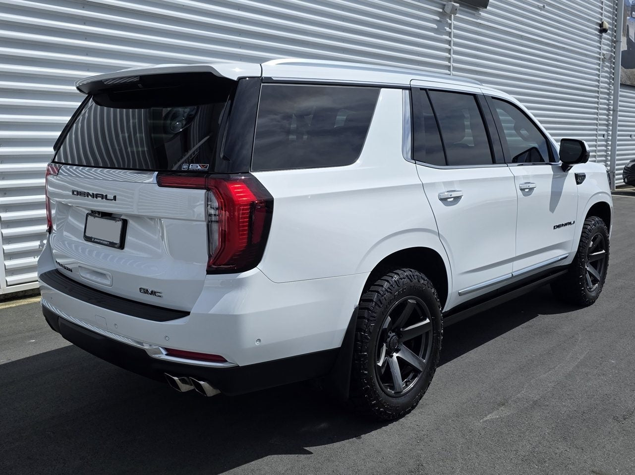 GMC Yukon (2025) on BGW Beast