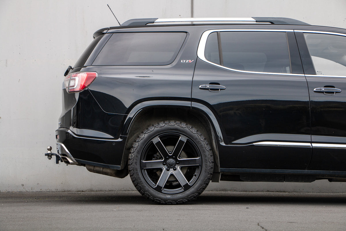 Holden Acadia (2019) on Covert RV6