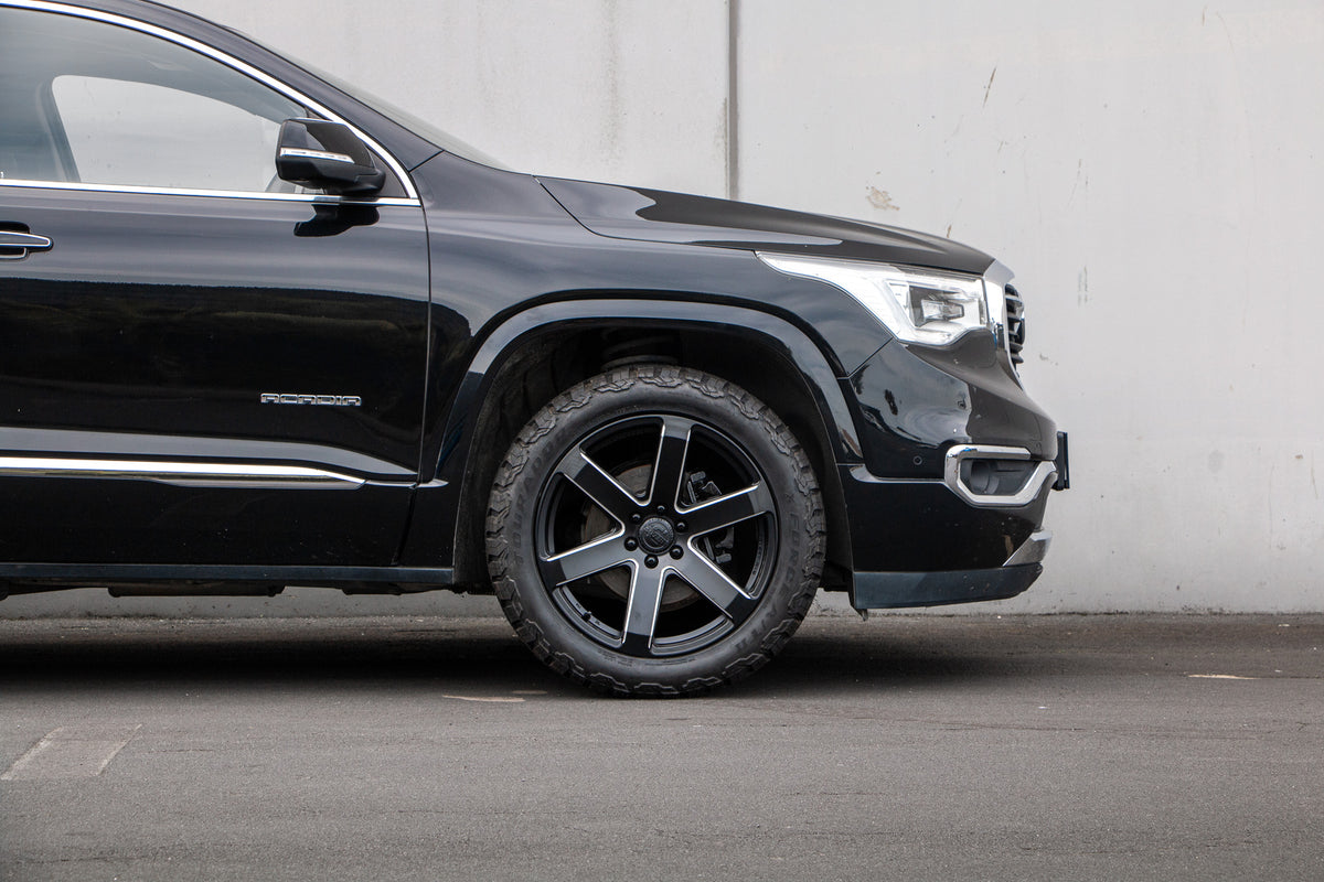 Holden Acadia (2019) on Covert RV6