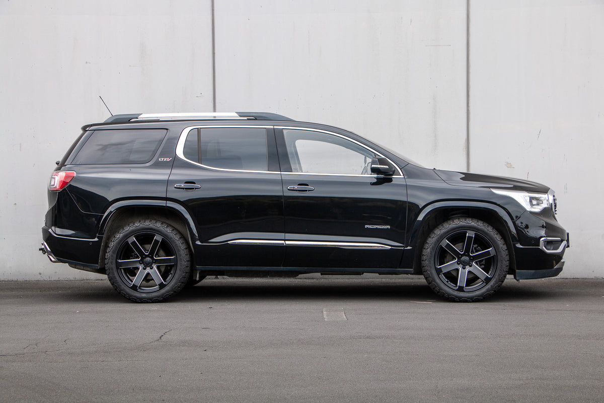 Holden Acadia (2019) on Covert RV6