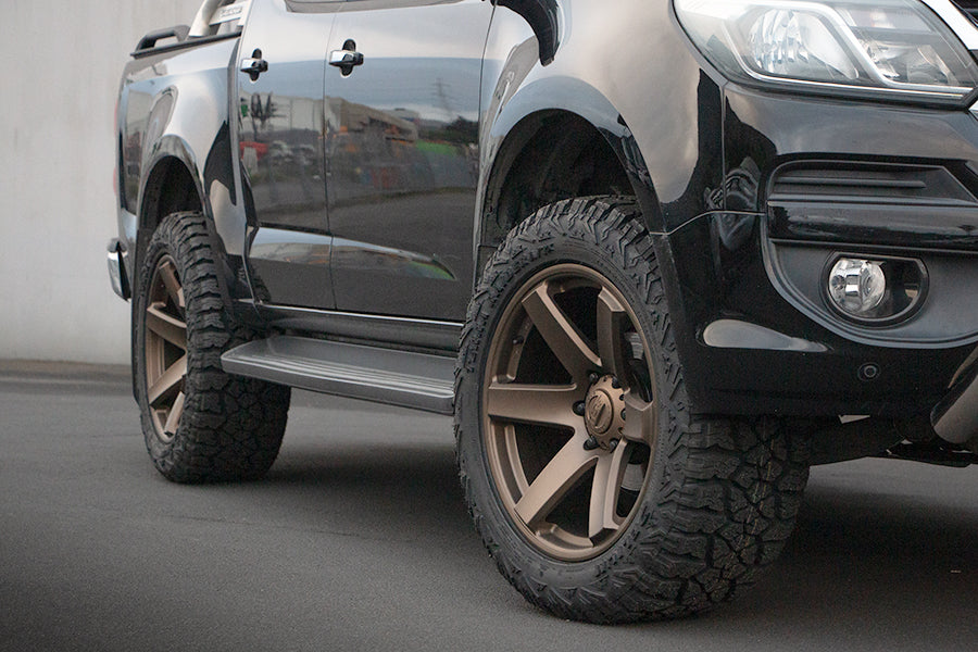 Holden Colorado (2017) on BGW Beast