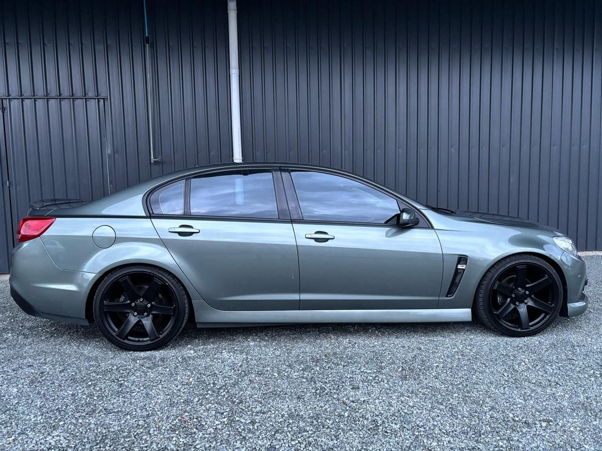 Holden Commodore VF (2014) on BGW Beast