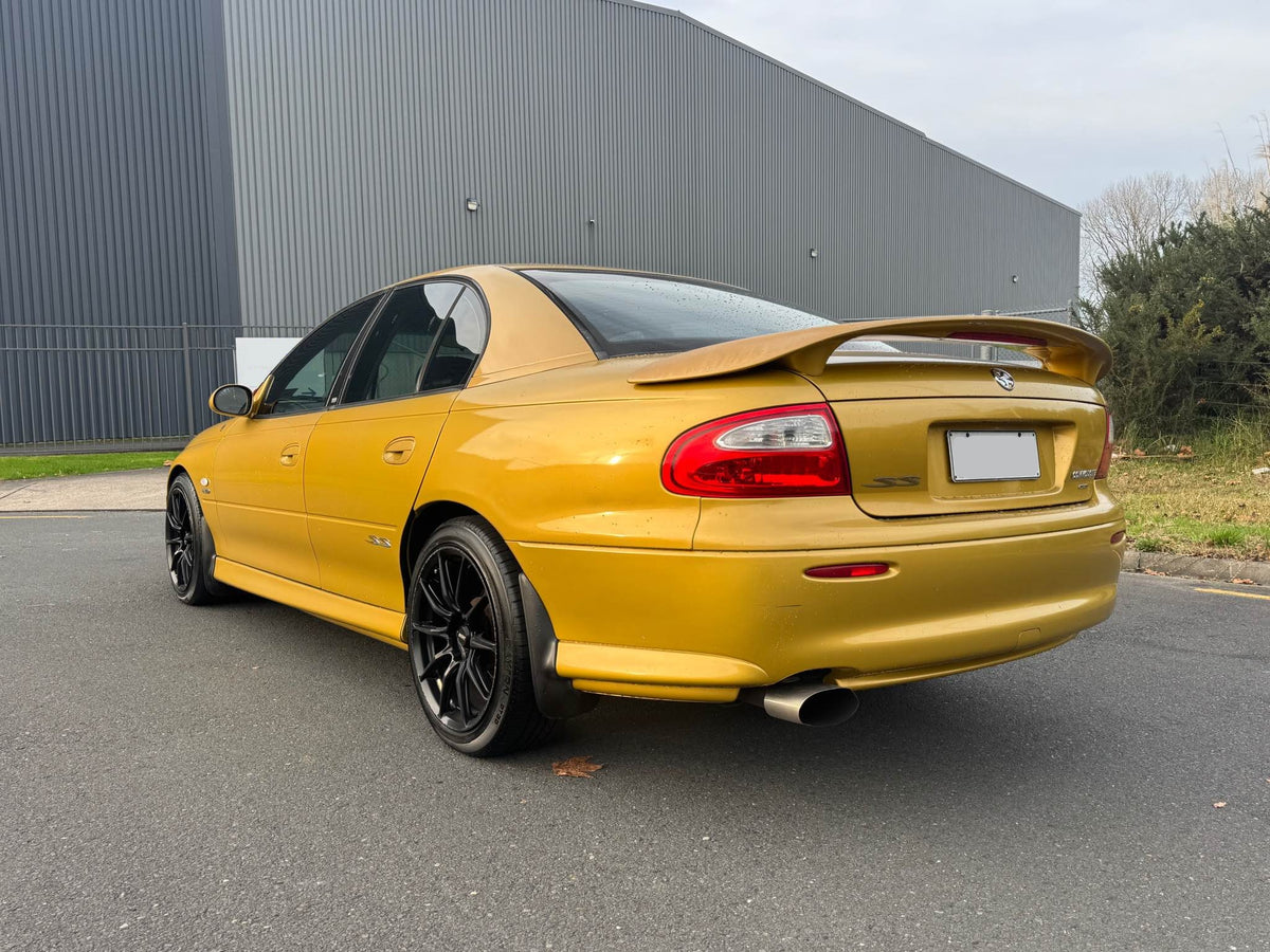 Holden Commodore VX SS (2002) on BGW Hampton