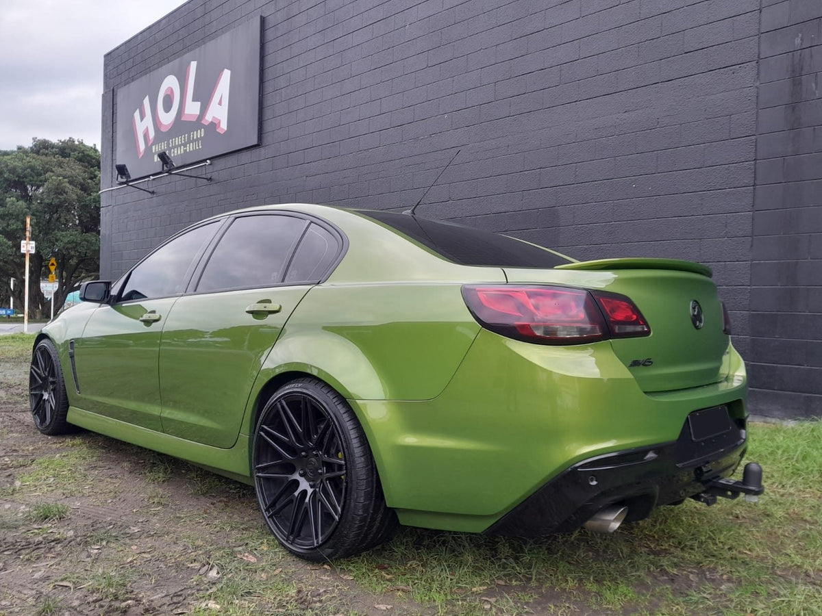 Holden Commodore VF (2016) on Covert CV8