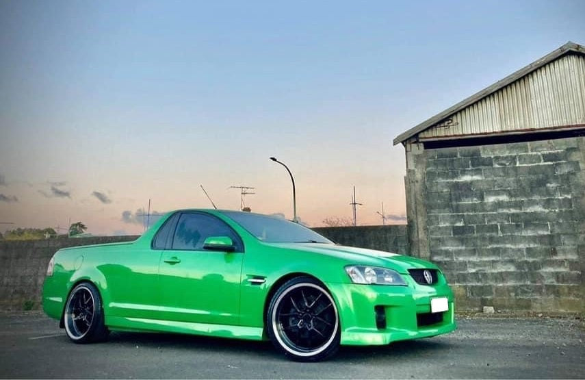 Holden Commodore VE (2008) on Covert CV4