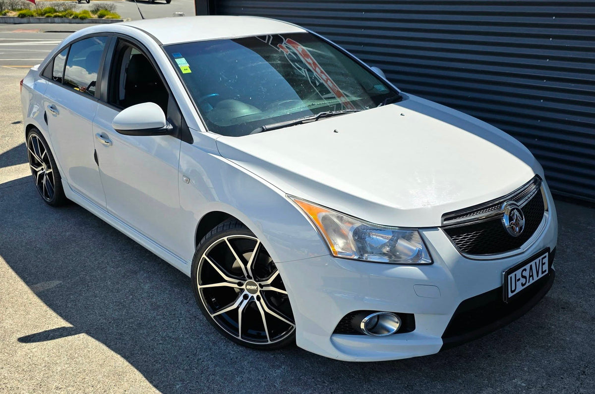 Holden Cruze SRi-Z (2011) on BGW Compton