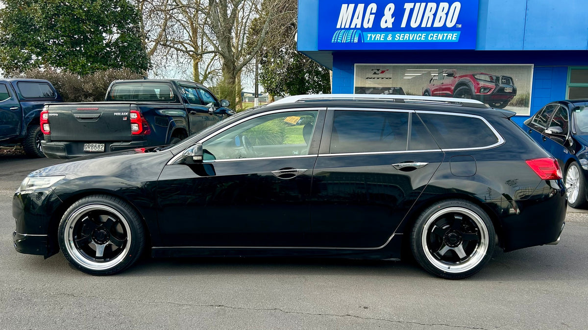 Honda Accord (2009) on BGW Ebisu