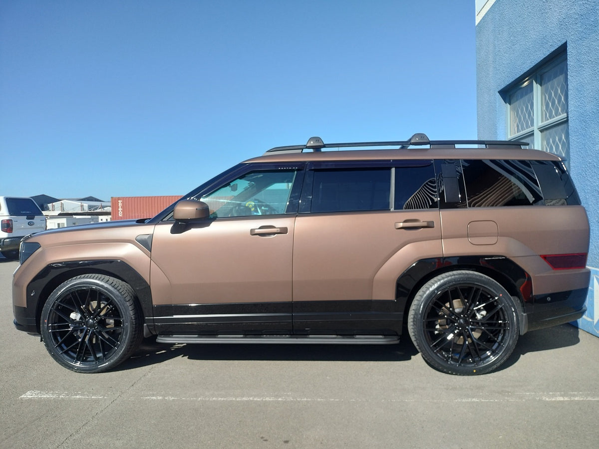 Hyundai Santa Fe (2025) on BGW Prost