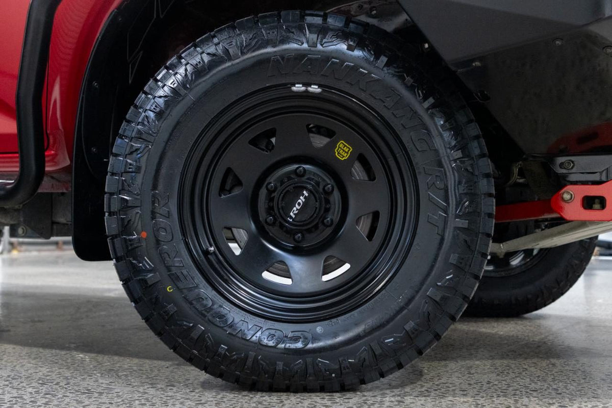 Isuzu D-Max (2021) on ROH Blak Trak