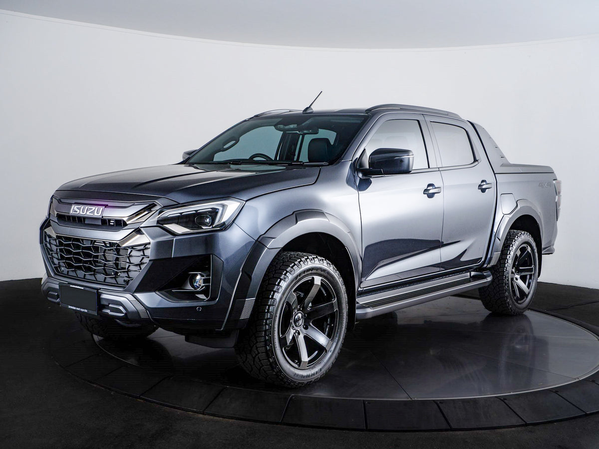 Isuzu D-Max (2024) on Covert RV6