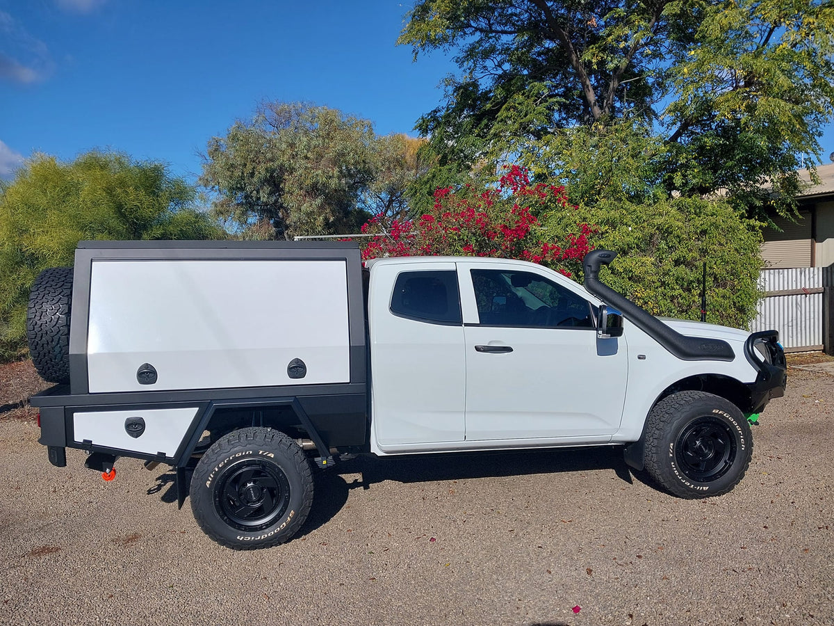 Isuzu D-Max on ROH Vulcan