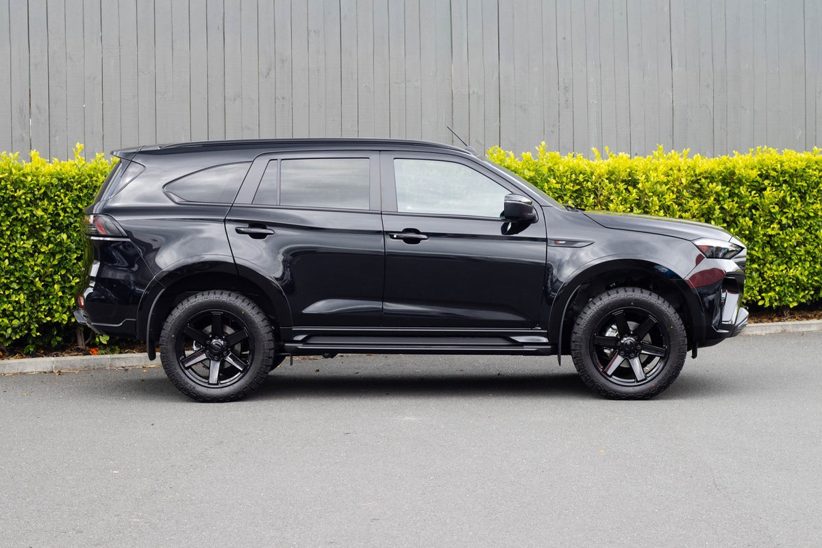 Isuzu MU-X (2026) on BGW Beast