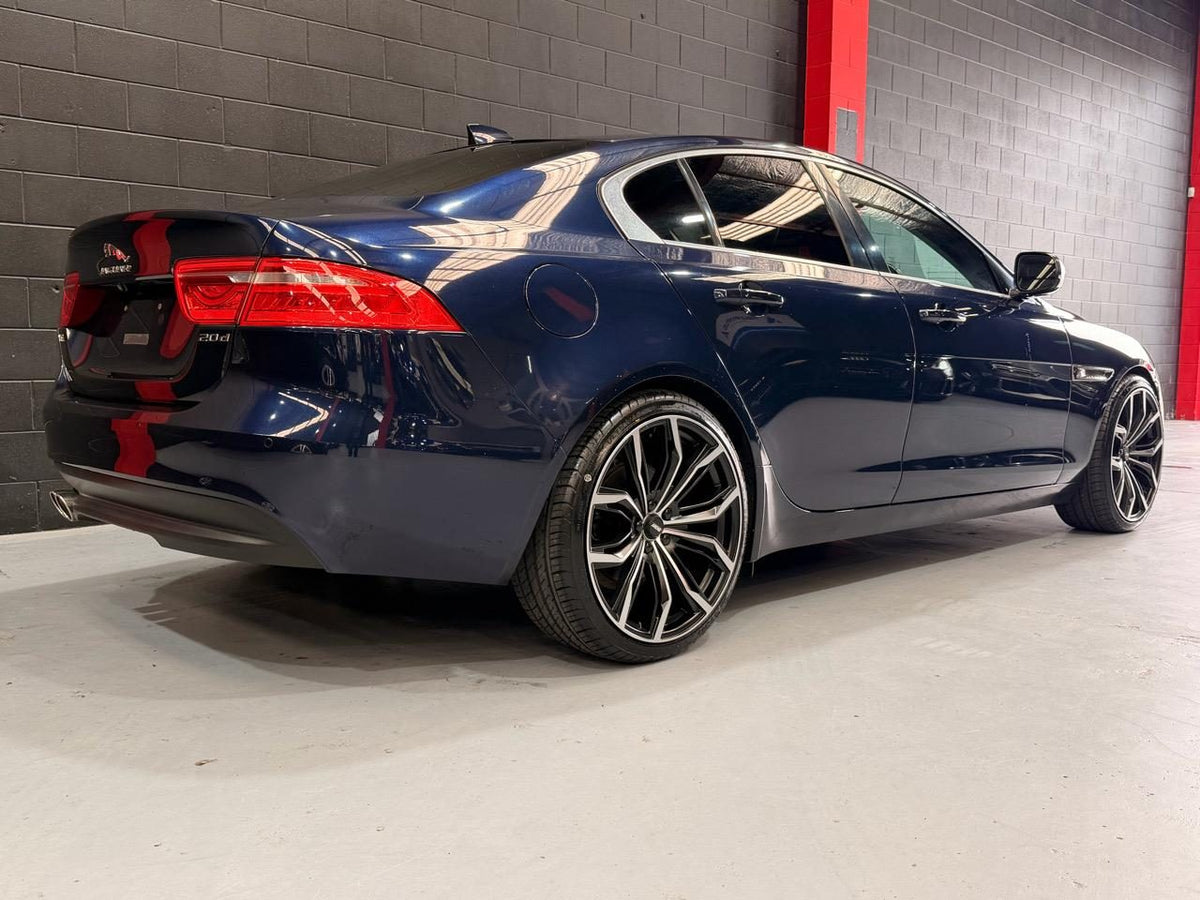 Jaguar XE (2017) on BGW Black Widow