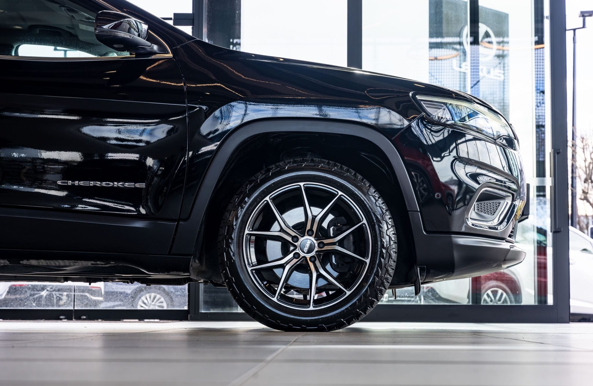 Jeep Cherokee (2021) on BGW Compton