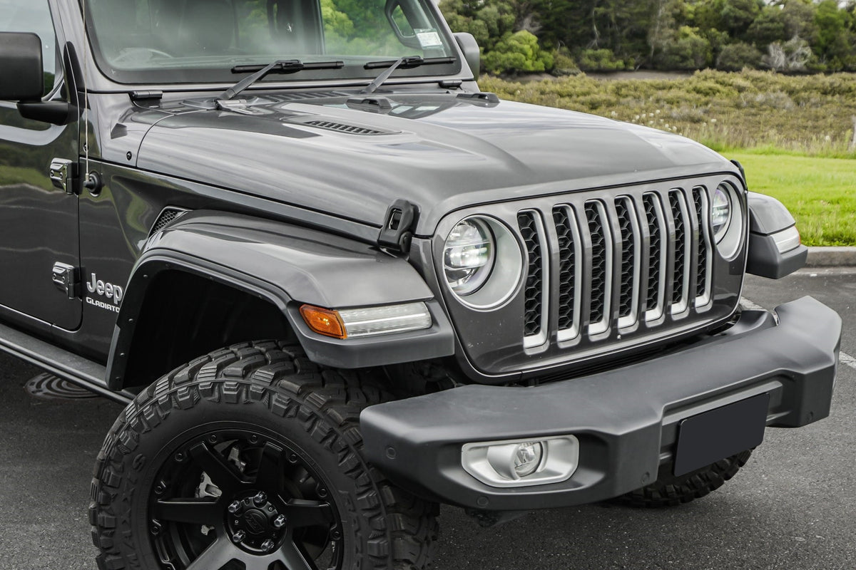 Jeep Gladiator (2022) on BGW Vader