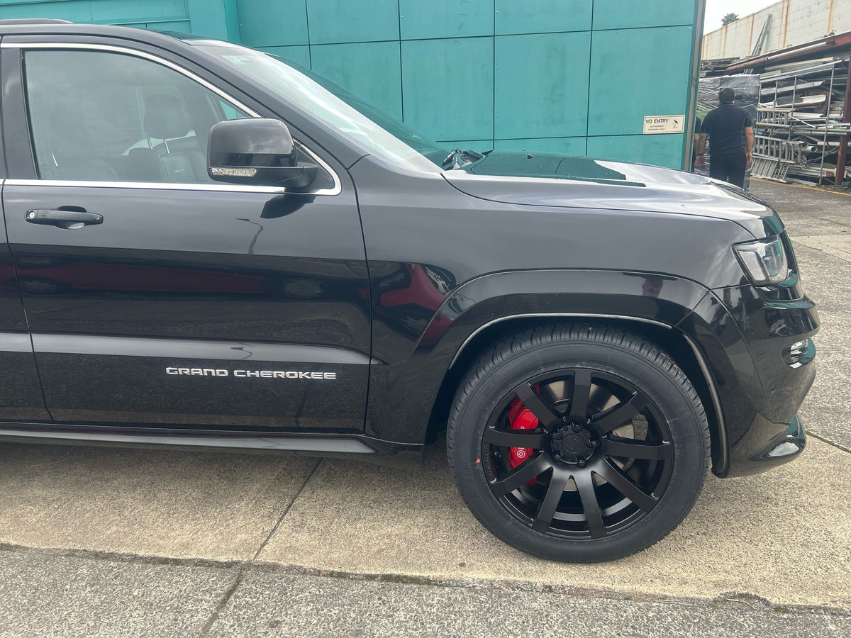 Jeep Grand Cherokee SRT8 (2015) on Covert RV3